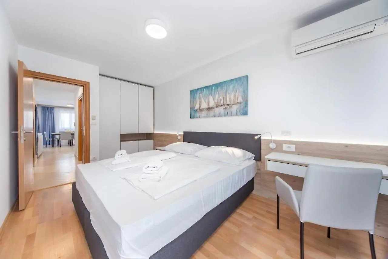 Maris Suite Garden Palace Umag Croatia