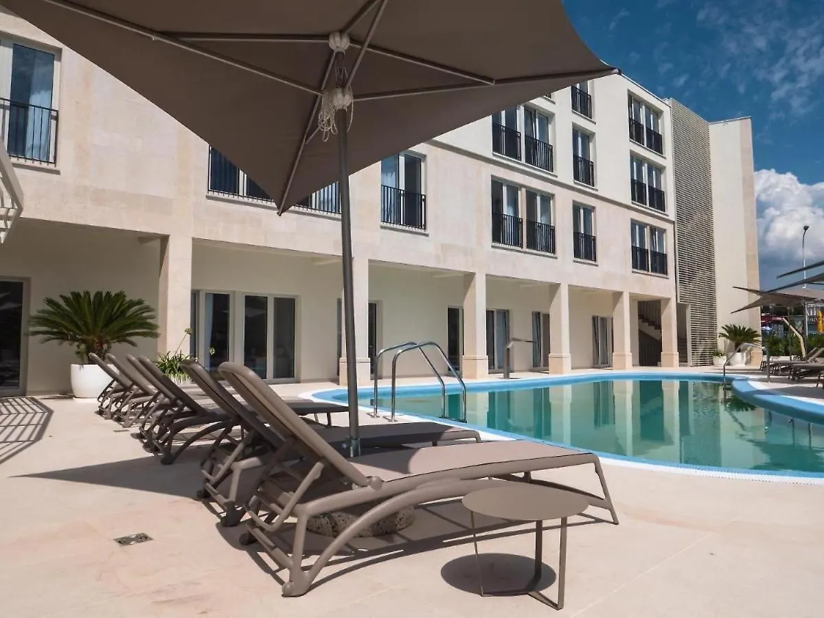 Apartment Maris Suite Garden Palace Umag Croatia